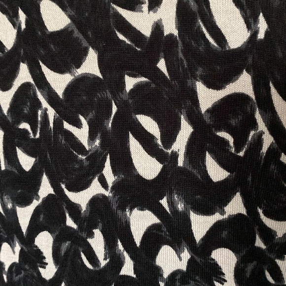 Garnet Hill silk/cotton lightweight knee length dress! Abstract print! Size Med - Picture 5 of 15